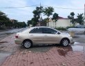 Toyota Vios E 2011 - Bán Toyota Vios E 2011, màu vàng xe gia đình  