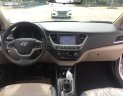 Hyundai Accent 1.4AT  2018 - Bán ô tô Hyundai Accent năm sản xuất 2018, màu trắng, giá 545tr