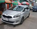 Kia Rondo 1.7AT 2015 - Bán Kia Rondo 1.7AT sản xuất năm 2015, màu bạc xe gia đình 