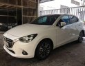 Mazda 2 2016 - Cần bán xe Mazda 2 năm sản xuất 2016, màu trắng