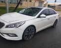 Hyundai Sonata 2.0 2015 - Bán xe Hyundai Sonata 2.0 sản xuất 2015, màu trắng, xe nhập, pô thể thao, cảm biến áp suất lốp