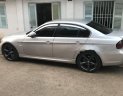 BMW 3 Series  325i 2009 - Cần bán lại xe BMW 3 Series 325i đời 2009, màu bạc, 450 triệu