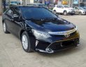 Toyota Camry 2.0E 2018 - Bán xe Toyota Camry sản xuất 2018 bản 2.0E màu đen, xe chính chủ dùng, đi 5000km