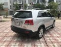 Kia Sorento 2010 - Cần bán Kia Sorento năm 2010, màu bạc, xe nhập số tự động, giá 655tr