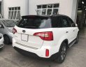 Kia Sorento   2017 - Cần bán Kia Sorento năm sản xuất 2017, màu trắng