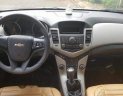 Chevrolet Cruze  LS 2014 - Bán nhanh xe Chevrolet Cruze đời 2014 số sàn, bản LS màu trắng zin không 1 trầy xước