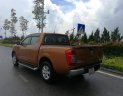 Nissan Navara E 2016 - Gia đình bán Nissan Navara E 2016, màu cam, nhập khẩu, mới 99%