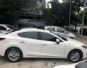 Mazda 3 2017 - Bán Mazda 3 Facelift 1.5 AT 2017, màu trắng, hỗ trợ trả góp 70%, lh 0966988860