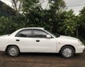 Daewoo Nubira 2001 - Cần bán Daewoo Nubira năm sản xuất 2001, màu trắng