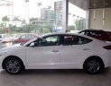 Hyundai Elantra 2018 - Bán ô tô Hyundai Elantra đời 2018, màu trắng, giá 635tr