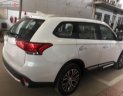 Mitsubishi Outlander 2.0 CVT 2018 - Bán xe Mitsubishi Outlander 2.0 CVT đời 2018, màu trắng  