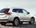 Mitsubishi Outlander 2.0 Std 2018 - Bán xe Mitsubishi Outlander 2.0 STD sản xuất 2018, màu trắng