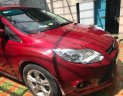 Ford Focus 2013 - Bán Ford Focus sản xuất năm 2013, màu đỏ xe gia đình