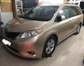 Toyota Sienna  LE 3.5  2010 - Gia đình cần bán xe Toyota Sienna dòng LE nhập Mỹ màu vàng cát