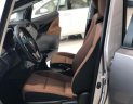 Toyota Innova 2.0E MT 2018 - Bán Toyota Innova 2018 model 2019