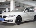 BMW 3 Series  320i   2015 - Bán BMW 3 Series 320i, xe mới 99%, mua 11/2015, phiên bản mới nhất 
