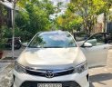 Toyota Camry 2.0E 2016 - Bán xe Toyota Camry 2.0E 2016, màu trắng  