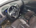 Hyundai i30 2011 - Cần bán Hyundai i30 sản xuất năm 2011, màu trắng