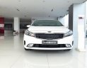 Kia Cerato S MT 2018 - Bán xe Kia Cerato 1.6 SMT giá 499 triệu, hỗ trợ trả góp 80% giá trị xe, liên hê 0979.508.434 gặp Vinh