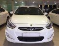 Hyundai Avante 2014 - Bán ô tô Hyundai Avante sản xuất 2014, số sàn, màu trắng, 385 triệu, xe nhập