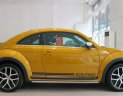 Volkswagen Beetle AT 2018 - Cần bán Volkswagen Beetle sản xuất năm 2018, màu vàng, nhập khẩu nguyên chiếc