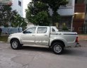 Toyota Hilux 2.5E 4x2 MT 2014 - Bán lại xe Toyota Hilux màu bạc, máy dầu, số sàn, 1 cầu, sản xuất 2014