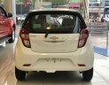 Chevrolet Spark LS  2018 - Cần bán Chevrolet Spark LS đời 2018, màu trắng, giá chỉ 359 triệu