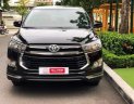 Toyota Innova  Venturer  2017 - Cần bán Toyota Innova Venturer đời 2017, màu đen mới chạy 5.600 km