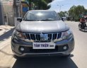 Mitsubishi Triton 2015 - Bán Mitsubishi Triton năm sản xuất 2015, màu bạc, xe nhập số tự động