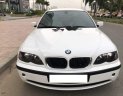 BMW 3 Series 318i 2004 - Bán BMW 3 Series 318i đời 2004, màu trắng số tự động, giá chỉ 280 triệu