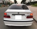 BMW 3 Series 318i 2004 - Bán BMW 3 Series 318i đời 2004, màu trắng số tự động, giá chỉ 280 triệu