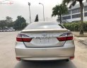 Toyota Camry 2.0E 2017 - Bán xe Toyota Camry 2.0E 2017, giá chỉ 968 triệu