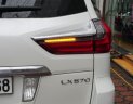 Lexus LX 570 2016 - Cần bán xe Lexus LX 570 đời 2017, màu trắng, nhập khẩu nguyên chiếc Trung Đông: LH E Hương 0945392468