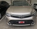 Toyota Camry 2018 - Cần bán xe Toyota Camry đời 2018, màu nâu vàng đi lướt 9.000km