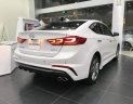 Hyundai Elantra  Sport 1.6 Turbo  2018 - Cần bán xe Hyundai Elantra Sport 1.6 Turbo đời 2018, màu trắng