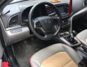 Hyundai Elantra 1.6MT 2017 - Bán xe Hyundai Elantra 2017 số sàn màu cát nhà sử dụng