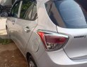 Hyundai Grand i10 2016 - Cần bán xe Hyundai Grand i10 năm 2016, màu bạc, giá chỉ 300 triệu