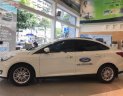 Ford Focus Titanium 1.5L 2018 - Bán Ford Focus Titanium 1.5L năm sản xuất 2018, màu trắng giá cạnh tranh