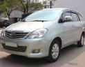 Toyota Innova  AT 2008 - Cần bán Toyota Innova AT đời 2008, màu bạc, xe còn mới cứng