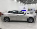 Hyundai Elantra 2.0AT 2018 - Cần bán xe Hyundai Elantra 2.0AT năm sản xuất 2018, màu bạc