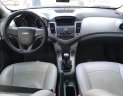 Chevrolet Cruze 1.6 2011 - Cần bán xe Chevrolet Cruze 1.6 năm 2011, màu bạc như mới