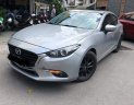 Mazda 3 Facelif 2017 - Bán Mazda 3 Facelif 2017, màu bạc giá tốt