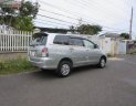 Toyota Innova G 2011 - Cần bán gấp Toyota Innova G 2011, màu bạc xe gia đình, giá tốt