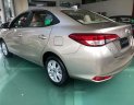 Toyota Vios E 2018 - Bán Toyota Vios E năm 2018, màu vàng cát