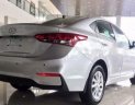 Hyundai Accent AT 2018 - Bán xe Hyundai Accent AT sản xuất năm 2018, màu bạc, giá chỉ 555 triệu