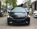 Kia Cerato 1.6AT 2017 - Bán Kia Cerato 1.6AT sản xuất năm 2017, màu đen, giá 615 triệu