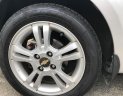 Chevrolet Aveo 2016 - Bán Chevrolet Aveo 2016 màu bạc số sàn, xe dùng kỹ