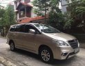 Toyota Innova 2.0E 2015 - Bán Toyota Innova 2.0E năm sản xuất 2015, màu vàng, chính chủ