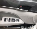Hyundai Elantra 1.6MT  2017 - Bán Elantra 1.6MT 2017, màu trắng, đúng chất, giá TL, hỗ trợ góp