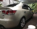 Kia Forte 2010 - Cần bán xe Kia Forte năm 2010, màu bạc, giá tốt